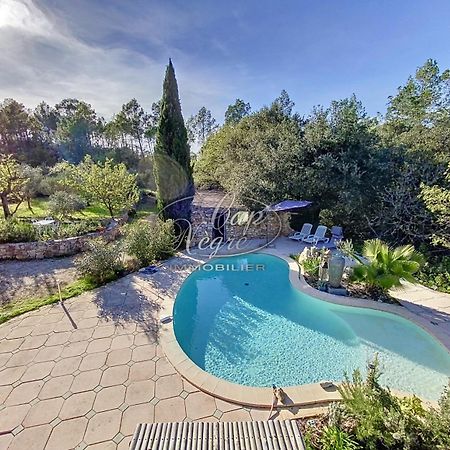 Superbe Bergerie En Coeur De Foret Avec Piscine Privee Lac Riviere Cascades Carcès Exterior foto